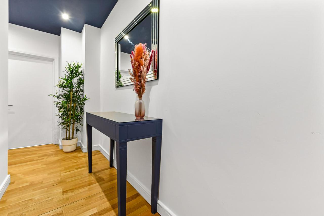 Spacious Contemporary 2 Bed Flat, Central ロンドン エクステリア 写真